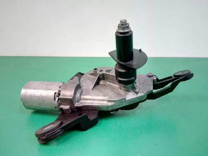 Recambio de motor limpia trasero para toyota yaris 1.4 turbodiesel cat referencia OEM IAM 851300D020F 0390201861 Recambio de motor limpia trasero para toyota yaris 1.4 turbodiesel cat referencia OEM IAM 851300D020F 0390201861