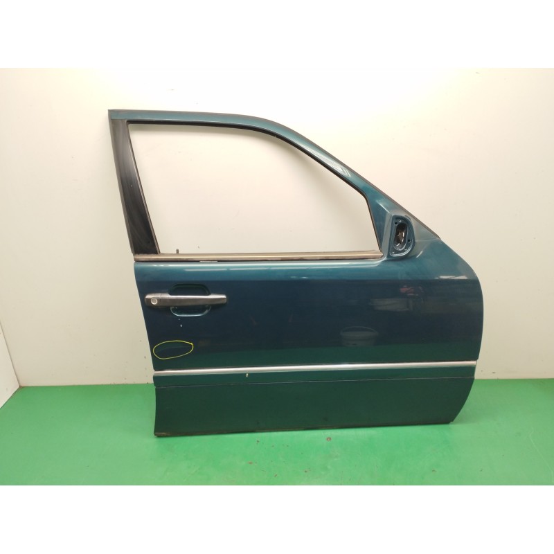 Recambio de puerta delantera derecha para mercedes-benz clase c (w202) berlina 180 (202.018) referencia OEM IAM  OBSERVAR FOTOS 
