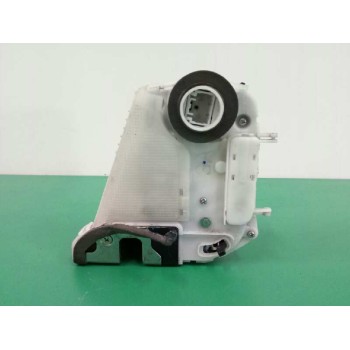 Recambio de cerradura puerta trasera izquierda para toyota yaris 1.4 turbodiesel cat referencia OEM IAM   
