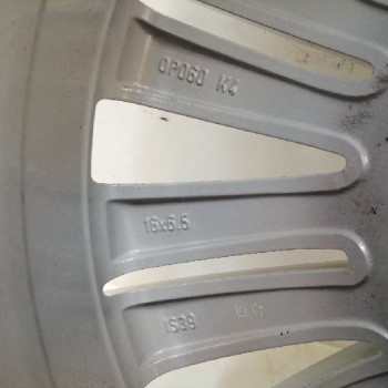 Recambio de llanta para opel meriva b 1.6 cdti dpf referencia OEM IAM 13327754 16X6,5 IS39 