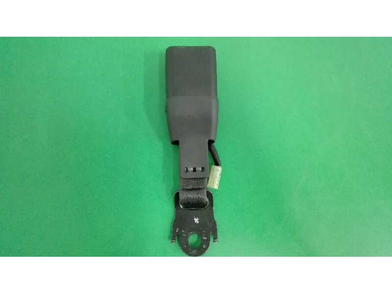 Recambio de enganche cinturon izquierdo para subaru xv (g5) 2.0 cat referencia OEM IAM G2288 TRASERO 