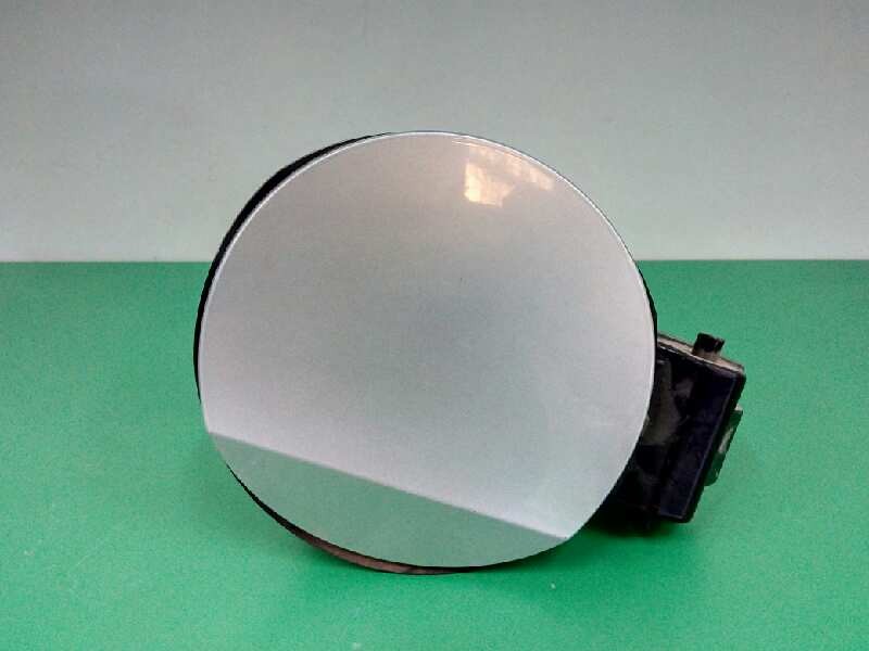Recambio de tapa exterior combustible para skoda spaceback (5h) ambition referencia OEM IAM 5JJ809909 5JJ809999B Recambio de tapa exterior combustible para skoda spaceback (5h) ambition referencia OEM IAM 5JJ809909 5JJ809999B