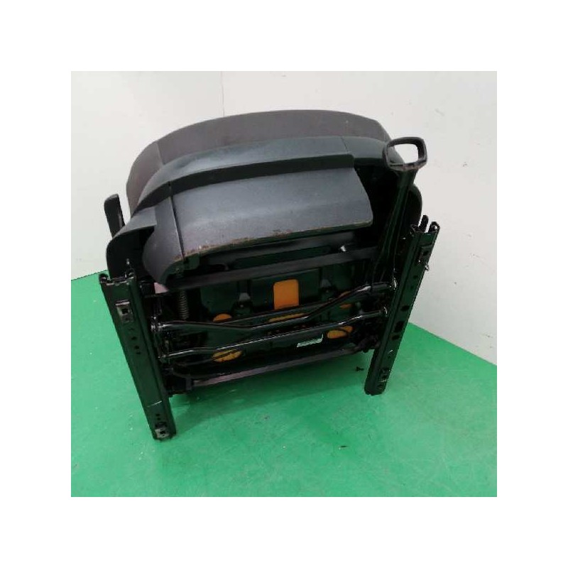 ASIENTO DELANTERO DERECHO