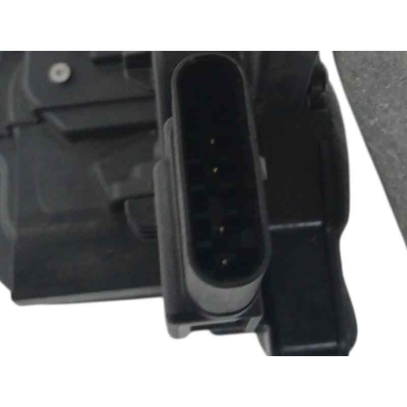 CERRADURA PUERTA DELANTERA IZQUIERDA A1770032899