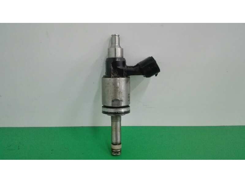 Recambio de inyector para subaru xv (g5) 2.0 cat referencia OEM IAM 16611AA930  