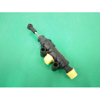 BOMBA EMBRAGUE A2042900212 