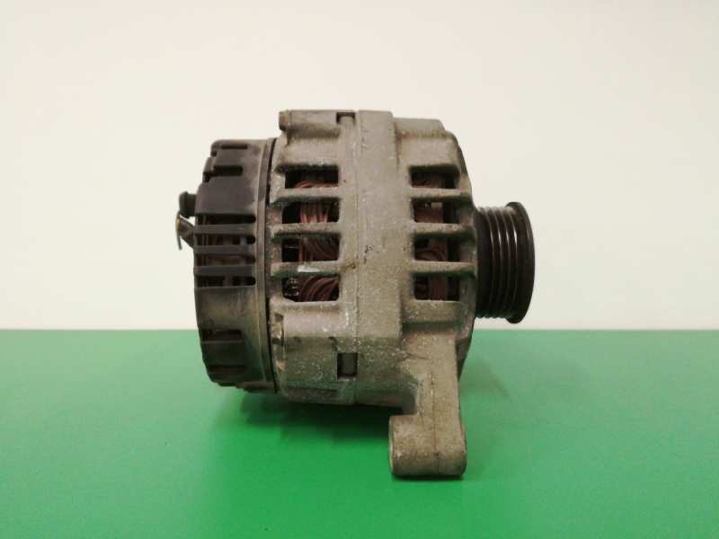 Recambio de alternador para volkswagen passat berlina (3b3) 1.8 20v turbo referencia OEM IAM 06B903016D SG9B010 