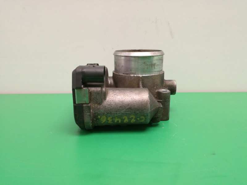 Recambio de caja mariposa para volkswagen passat berlina (3b3) 1.8 20v turbo referencia OEM IAM 06B133062M 0280250009 