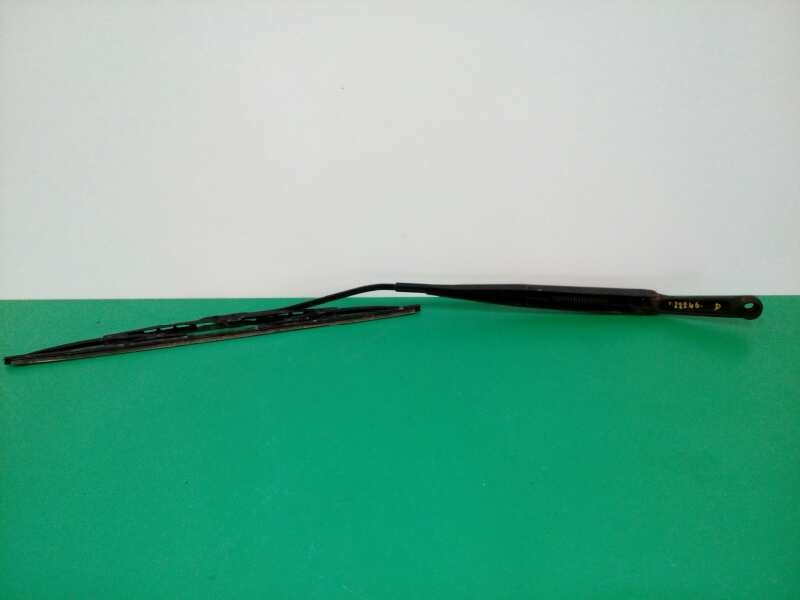 Recambio de brazo limpia delantero derecho para hyundai santa fe (sm) 2.0 crdi vgt comfort referencia OEM IAM   