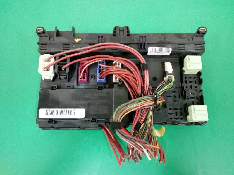 Recambio de caja reles / fusibles para bmw x5 (e53) 3.0i referencia OEM IAM 8378107 Recambio de caja reles / fusibles para bmw x5 (e53) 3.0i referencia OEM IAM 8378107