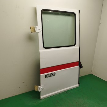 Recambio de porton trasero izquierdo para iveco daily ii furgoneta 30-10 referencia OEM IAM   