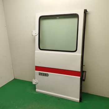 Recambio de porton trasero izquierdo para iveco daily ii furgoneta 30-10 referencia OEM IAM   