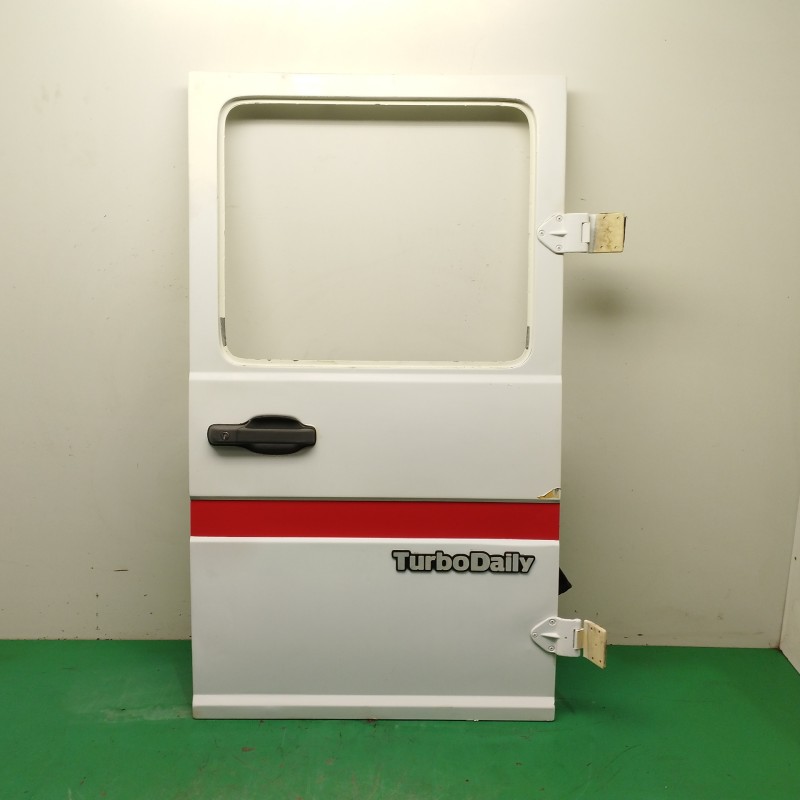 Recambio de porton trasero derecho para iveco daily ii furgoneta 30-10 referencia OEM IAM   