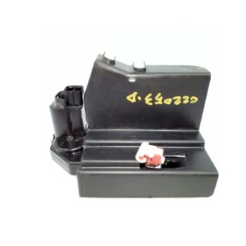 Recambio de cerradura puerta delantera derecha para ssangyong rodius ii 2.0 xdi referencia OEM IAM   