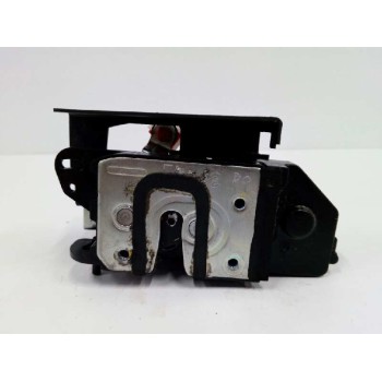 Recambio de cerradura puerta trasera izquierda para ssangyong rodius ii 2.0 xdi referencia OEM IAM   