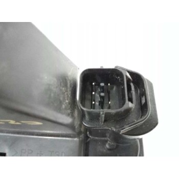 Recambio de cerradura puerta trasera izquierda para ssangyong rodius ii 2.0 xdi referencia OEM IAM   