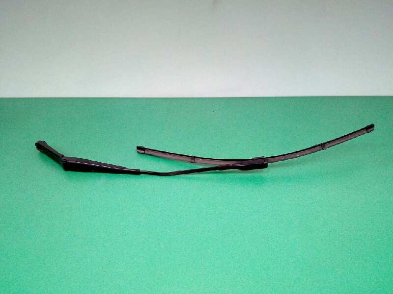 Recambio de brazo limpia delantero izquierdo para audi q3 (8ug) 2.0 16v tdi referencia OEM IAM 8U1955407A  