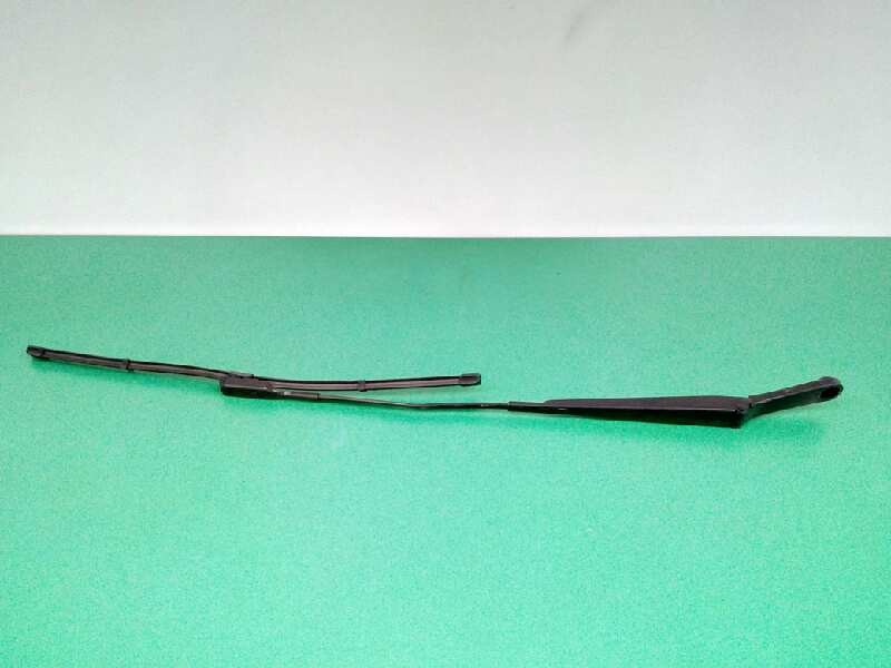 Recambio de brazo limpia delantero derecho para audi q3 (8ug) 2.0 16v tdi referencia OEM IAM 8U1955408A  