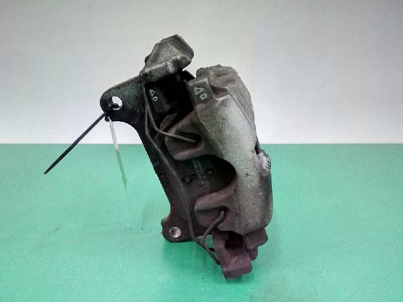 Recambio de pinza freno delantera derecha para audi q3 (8ug) 2.0 16v tdi referencia OEM IAM Recambio de pinza freno delantera derecha para audi q3 (8ug) 2.0 16v tdi referencia OEM IAM