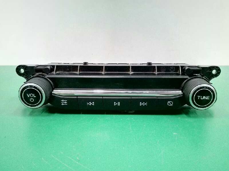 Recambio de mando multifuncion para ford focus 1.0 ecoboost cat referencia OEM IAM JX7T18K811AB CONTROLES RADIO Recambio de mando multifuncion para ford focus 1.0 ecoboost cat referencia OEM IAM JX7T18K811AB CONTROLES RADIO