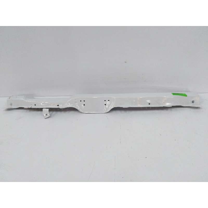 Recambio de travesaño superior para hyundai h350 kasten 2.5 crdi cat referencia OEM IAM   