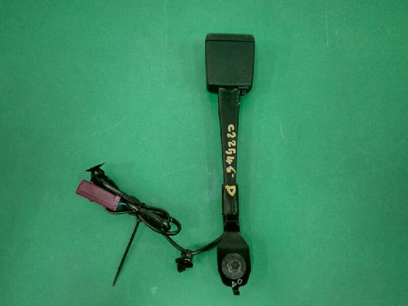 Recambio de enganche cinturon derecho para ford focus 1.0 ecoboost cat referencia OEM IAM JX7BA61208ACW DELANTERO Recambio de enganche cinturon derecho para ford focus 1.0 ecoboost cat referencia OEM IAM JX7BA61208ACW DELANTERO