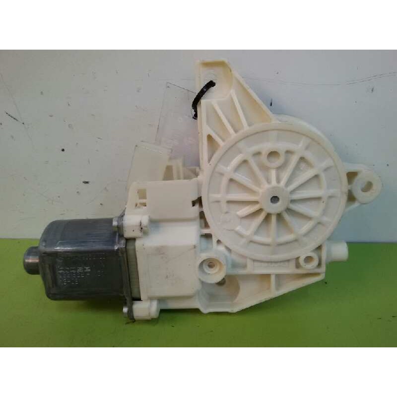 MOTOR ELEVALUNAS DELANTERO IZQUIERDO