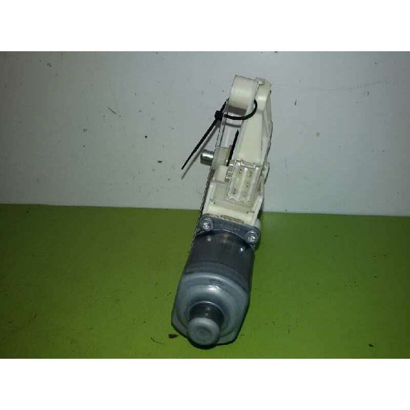 MOTOR ELEVALUNAS DELANTERO IZQUIERDO