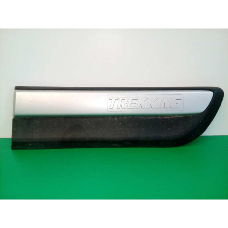 Recambio de molduras traseras para fiat qubo (300) trekking referencia OEM IAM 1313772070 LADO IZQUIERDO 