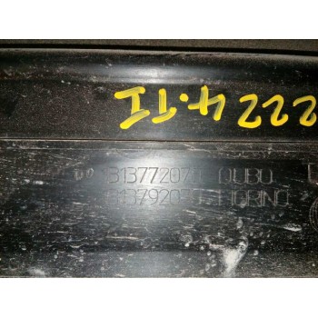 Recambio de molduras traseras para fiat qubo (300) trekking referencia OEM IAM 1313772070 LADO IZQUIERDO 