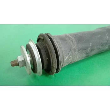 Recambio de amortiguador trasero derecho para toyota yaris 1.4 turbodiesel cat referencia OEM IAM 485300D180  