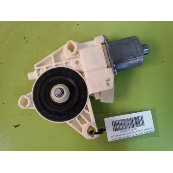 MOTOR ELEVALUNAS DELANTERO DERECHO A2469065200 0130822691 