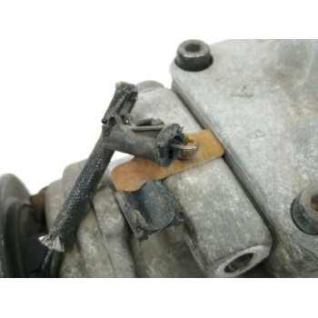 Recambio de compresor aire acondicionado para kia sorento 2.5 crdi ex referencia OEM IAM 1615017700 ENCHUFE DAÑADO 3C2910040