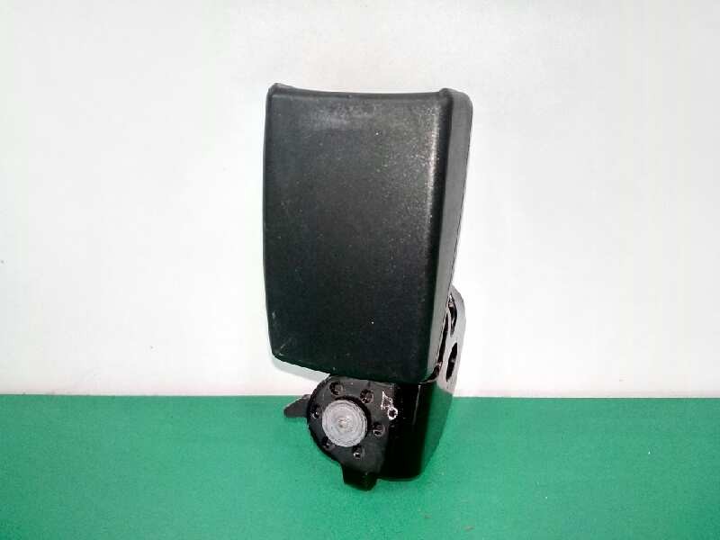 Recambio de enganche cinturon derecho para opel corsa d cmon referencia OEM IAM 13274779 TRASERO 