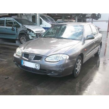 hyundai lantra berlina (rd) del año 1999