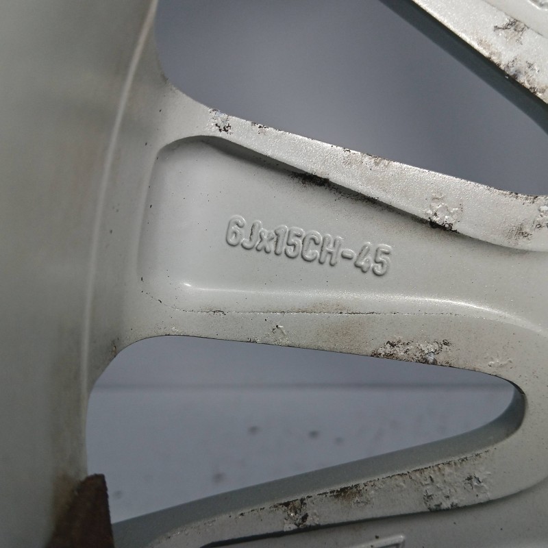 LLANTA 6JX15CH-45 4H 4X100