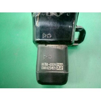 Recambio de camara vision trasera para toyota rav 4 2.0 d-4d cat referencia OEM IAM 867B042020  