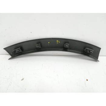 Recambio de aletin trasero derecho para ford kuga i 2.0 tdci referencia OEM IAM 8V4117B812A  