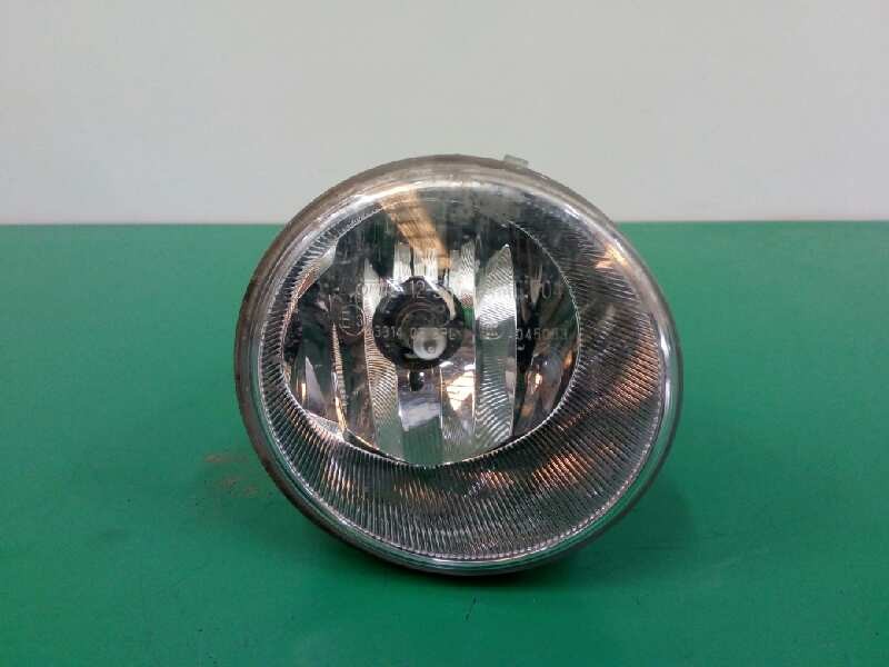 Recambio de faro antiniebla derecho para toyota rav 4 2.0 d-4d cat referencia OEM IAM 8121047010  