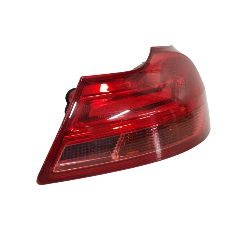 Recambio de piloto trasero derecho para opel insignia sports tourer 2.0 cdti cat referencia OEM IAM VP9TTX13404  