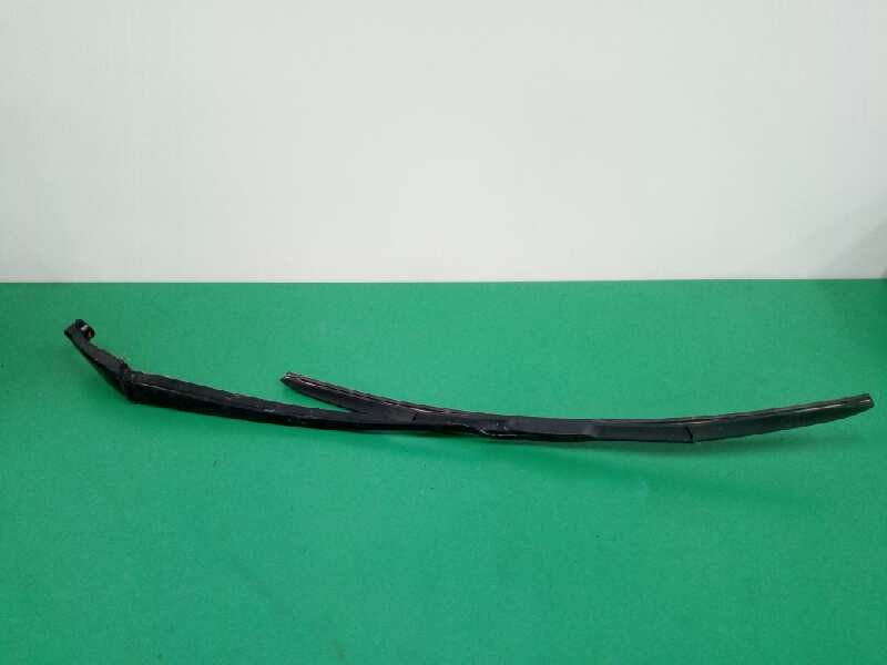 Recambio de brazo limpia delantero izquierdo para toyota rav 4 2.0 d-4d cat referencia OEM IAM 8522142150  