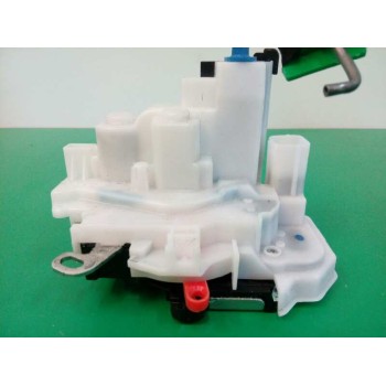 Recambio de cerradura puerta delantera izquierda para fiat qubo (300) trekking referencia OEM IAM 1379539080  