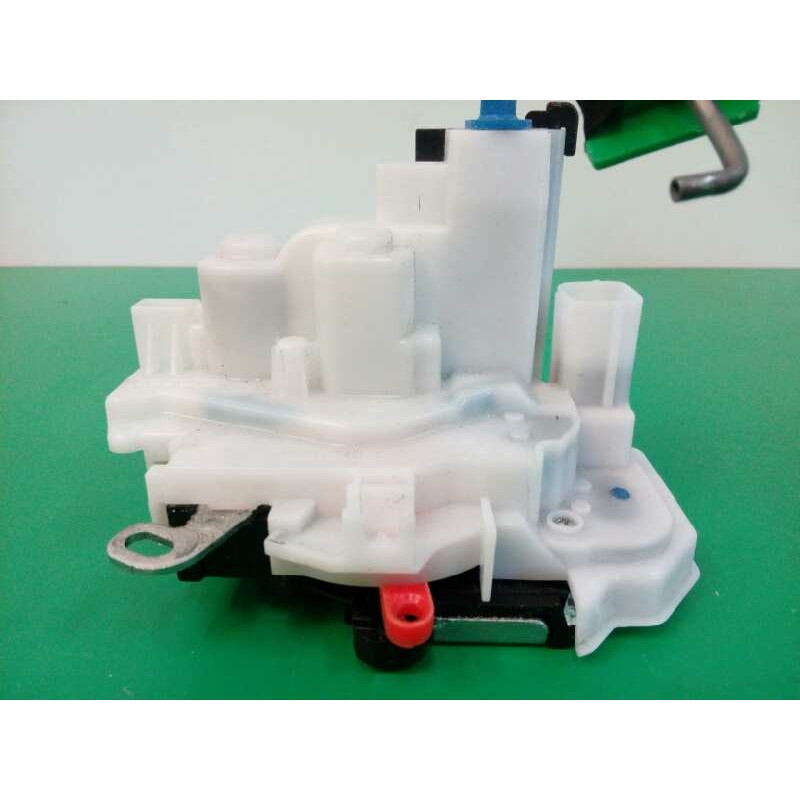 CERRADURA PUERTA DELANTERA IZQUIERDA