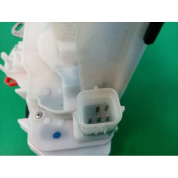 Recambio de cerradura puerta delantera izquierda para fiat qubo (300) trekking referencia OEM IAM 1379539080  