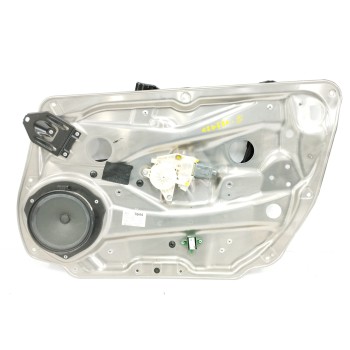 ELEVALUNAS DELANTERO DERECHO A2048204102 