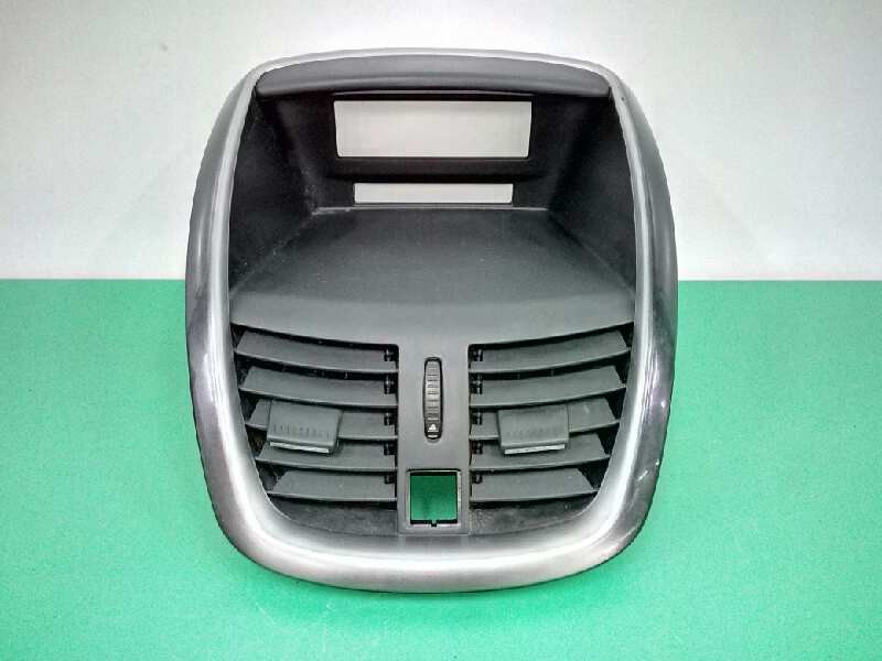 Recambio de rejilla aireadora para peugeot 207 gt referencia OEM IAM 96724726ZD CENTRAL Recambio de rejilla aireadora para peugeot 207 gt referencia OEM IAM 96724726ZD CENTRAL
