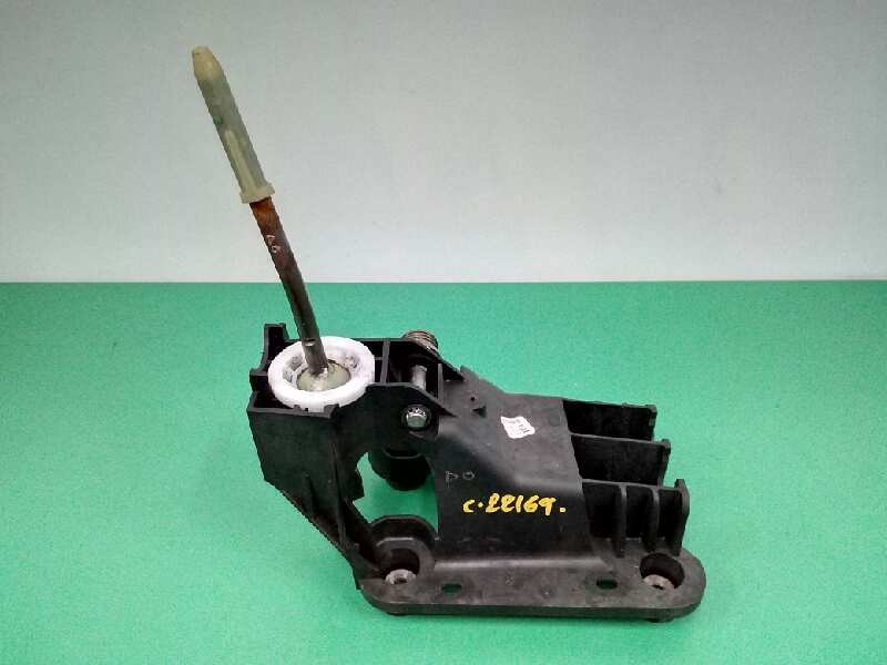 Recambio de palanca cambio para peugeot 207 gt referencia OEM IAM 9689044580  