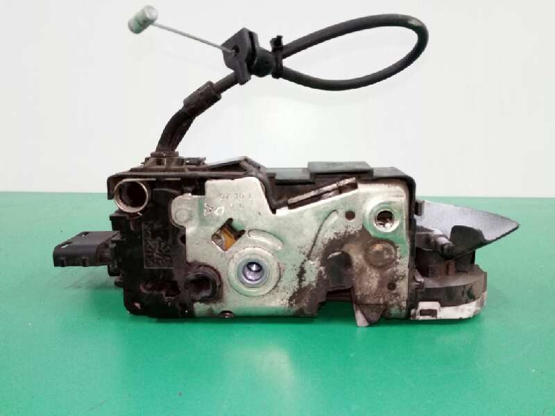 Recambio de cerradura puerta delantera izquierda para peugeot 207 gt referencia OEM IAM 24087158 Recambio de cerradura puerta delantera izquierda para peugeot 207 gt referencia OEM IAM 24087158
