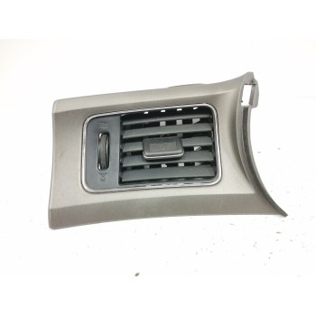 REJILLA AIREADORA 687613ZL0A LADO IZQUIERDO 