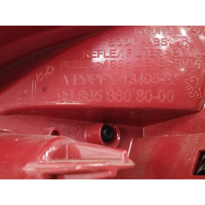 PILOTO TRASERO IZQUIERDO